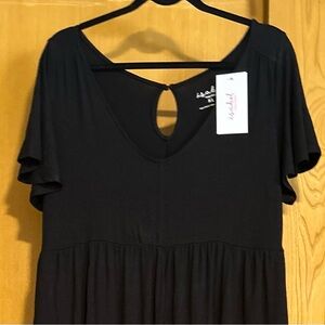 NWT  Maternity by Ingrid & Isabel Black Wide Leg Jumpsuit